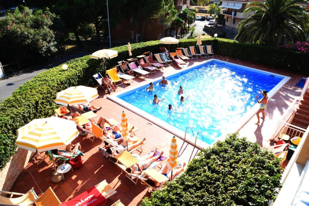 Residence Orchidea Pietra Ligure Eksteriør bilde